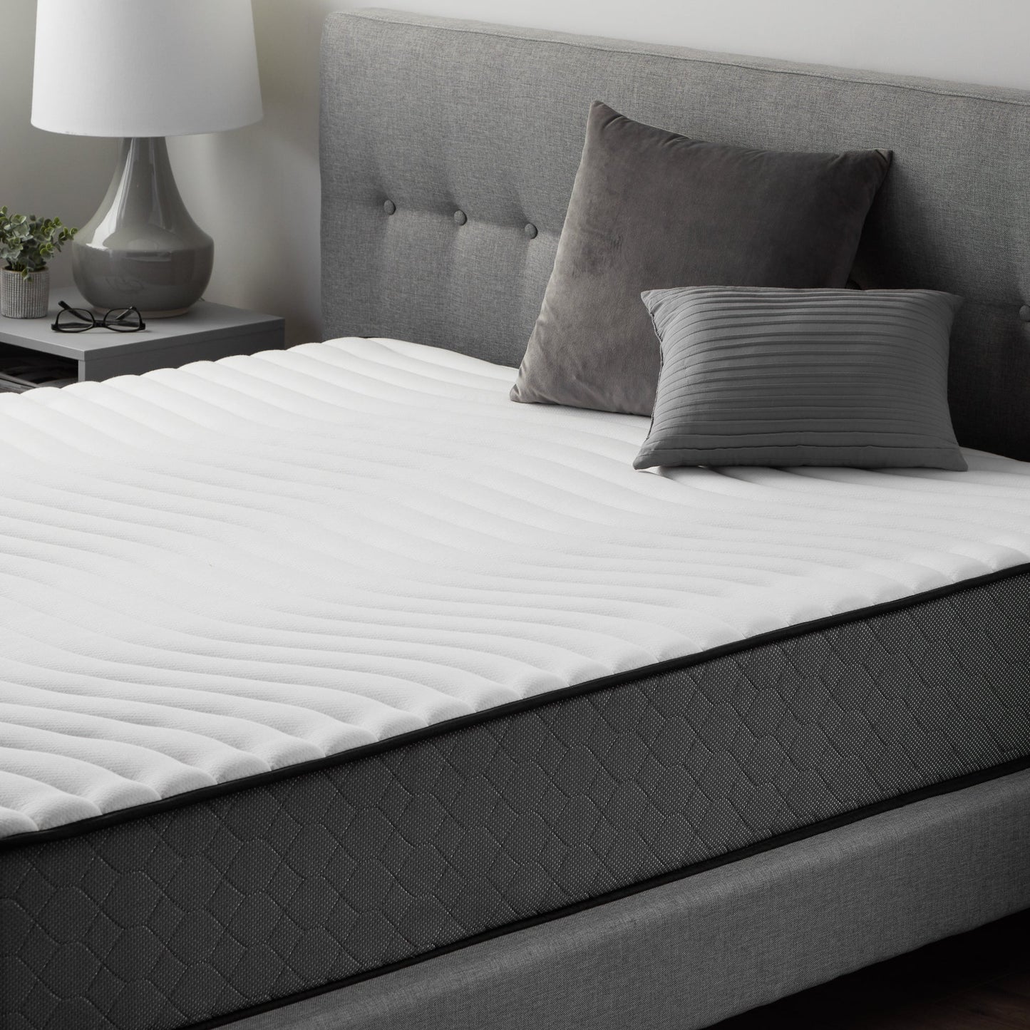 ESSE Firm 10" Hybrid Mattress