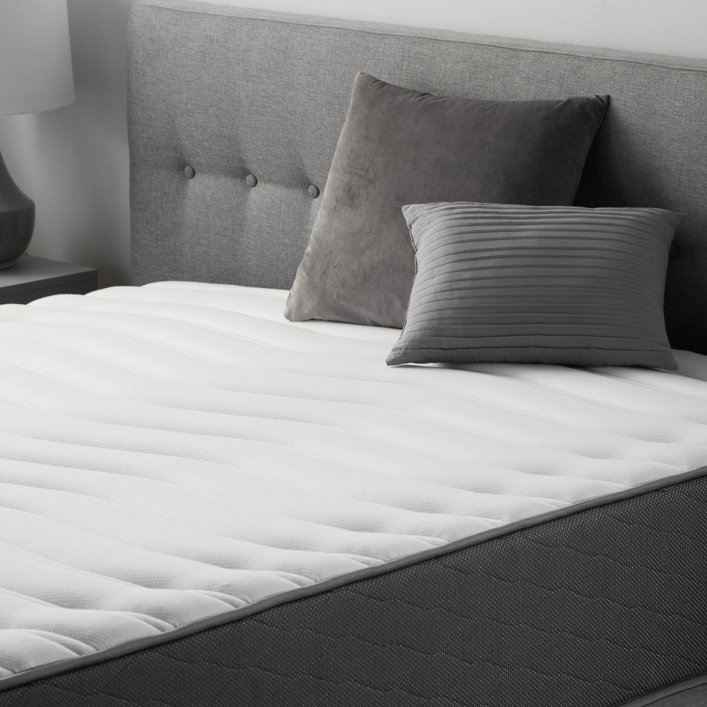 ESSE Firm 12" Hybrid Mattress