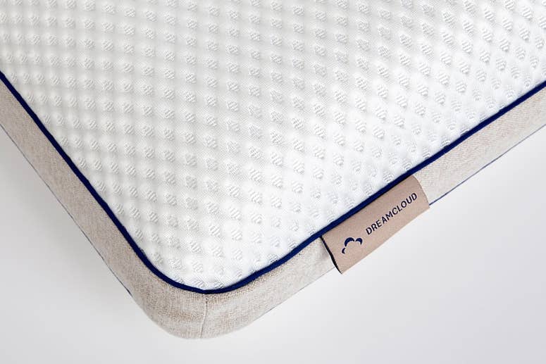 DreamCloud Best Rest Memory Foam Pillow