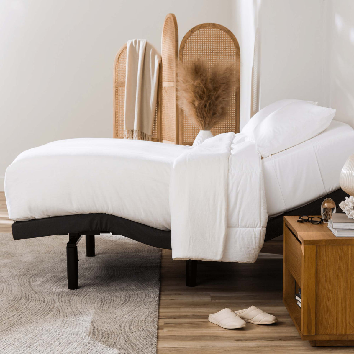 Leesa Adjustable Base Pro
