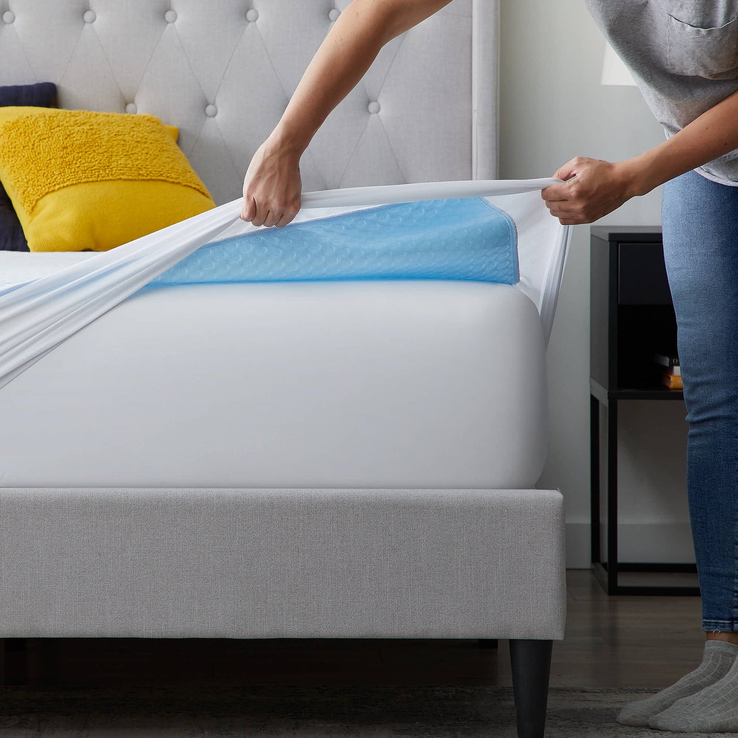 ESSE Mattress Protector - Instant Cooling